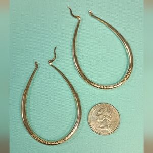 Authentic  Tiffany & Co. Elsa Peretti Sterling Silver Teardrop Hoop Earrings 925